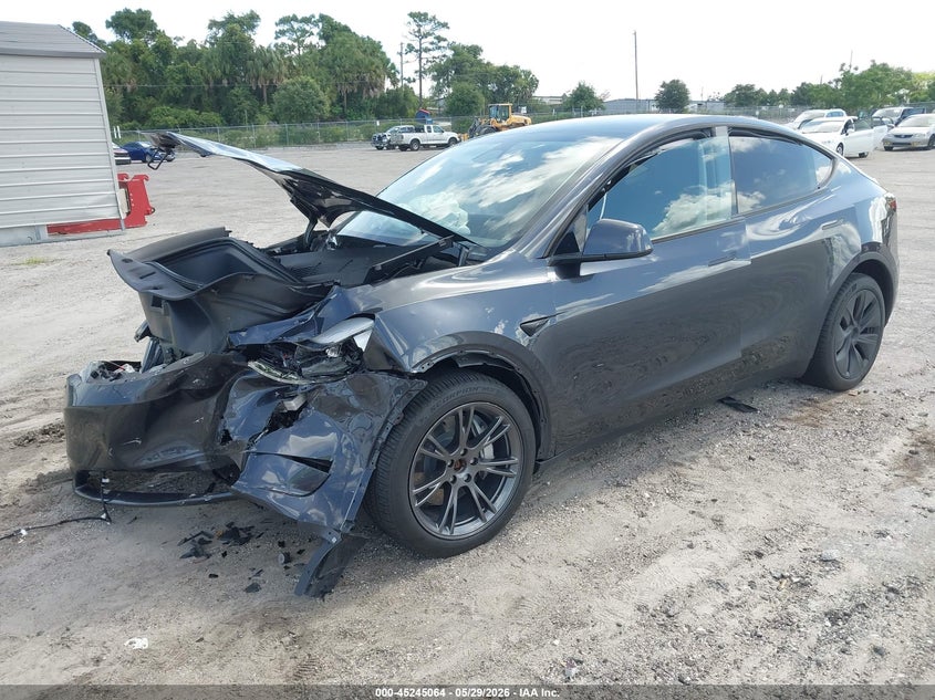 2024 Tesla Model y VIN 7SAYGDEE1RA318783 IAAI salvage auction — FRONT END, Salvage Title, sold $8,000 on 2026-07-09 (photo 2)