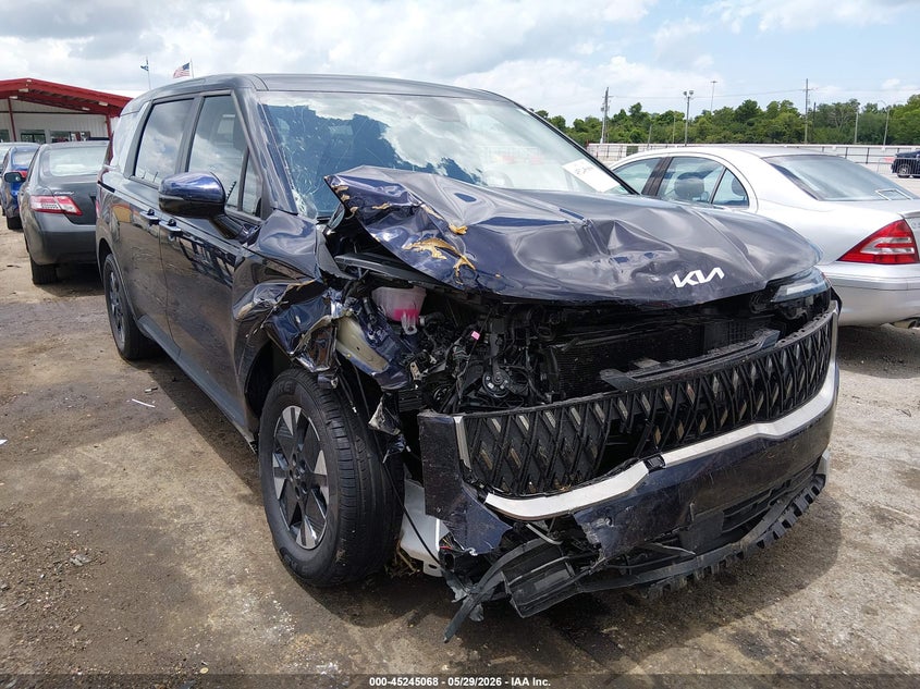 2025 Kia Carnival VIN KNDNB5KA8S6077251 IAAI salvage auction — FRONT END, Salvage (Louisiana), sold $10,000 on 2026-07-29 (photo 1)