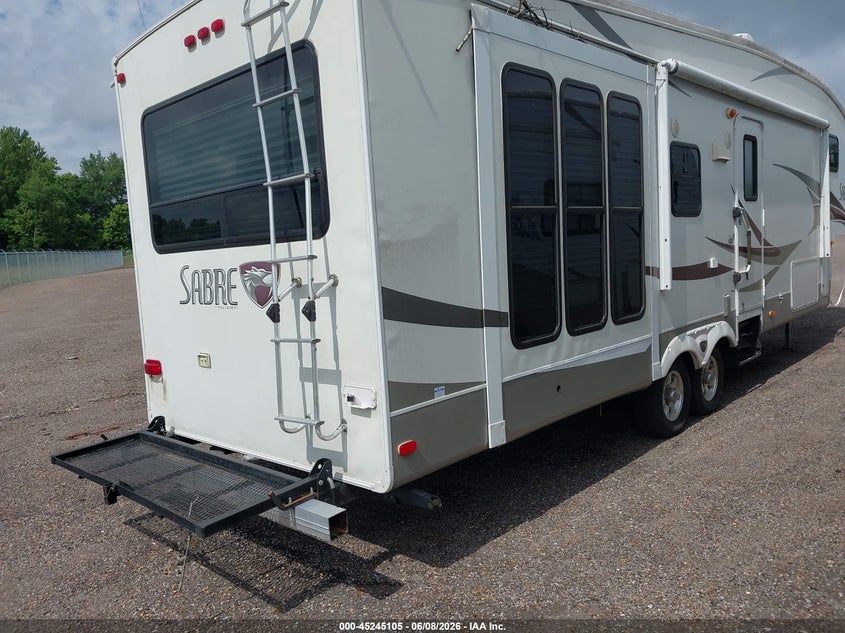2010 Palomino Sabre VIN 4X4FSRG2XA3002123 IAAI salvage auction — ROOF, Clear (Tennessee), sold $800 on 2026-07-15 (photo 4)