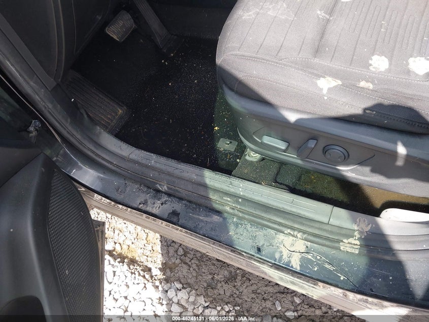 2023 Hyundai Santa cruz VIN 5NTJCDAE6PH063700 IAAI salvage auction — WATER/FLOOD, Salvage Title, sold $10,100 on 2026-07-31 (photo 6)
