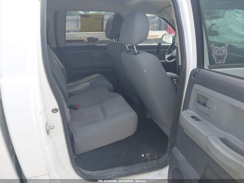 2011 Ram Dakota VIN 1D7RW3GK3BS661730 IAAI salvage auction — FRONT & REAR, Salvage (Iowa), sold $1,250 on 2026-07-21 (photo 8)