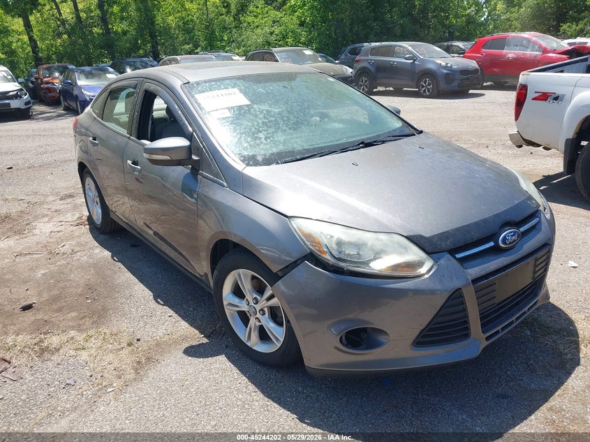 2013 Ford Focus VIN 1FADP3F27DL351019 IAAI salvage auction — LEFT FRONT, Salvage (Ohio), sold $25 on 2026-07-19 (photo 1)
