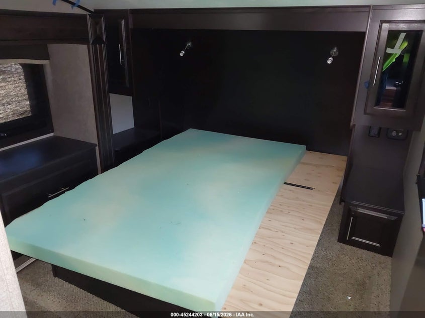 2019 Jayco Eagle VIN 1UJCJ0BS9K1PP0056 IAAI salvage auction — SUSPENSION, Salvage (North Carolina), sold $6,200 on 2026-07-08 (photo 5)