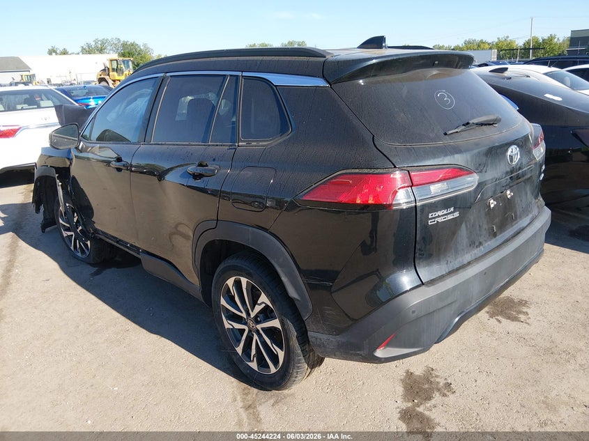 2022 Toyota Corolla cross VIN 7MUEAABG6NV011145 IAAI salvage auction — FRONT END, Salvage Title, sold $2,975 on 2026-07-14 (photo 3)