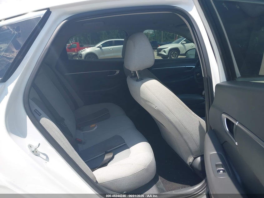 2022 Hyundai Sonata VIN 5NPEG4JA3NH133605 IAAI salvage auction — HAIL, Salvage Title, sold $3,150 on 2026-07-20 (photo 8)