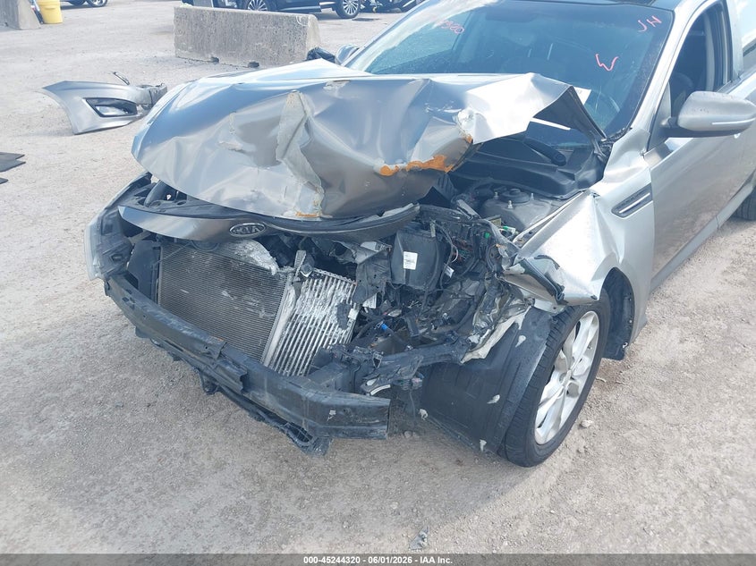 2012 Kia Optima VIN 5XXGR4A69CG047044 IAAI salvage auction — FRONT END, Salvage Title, sold $600 on 2026-07-15 (photo 6)