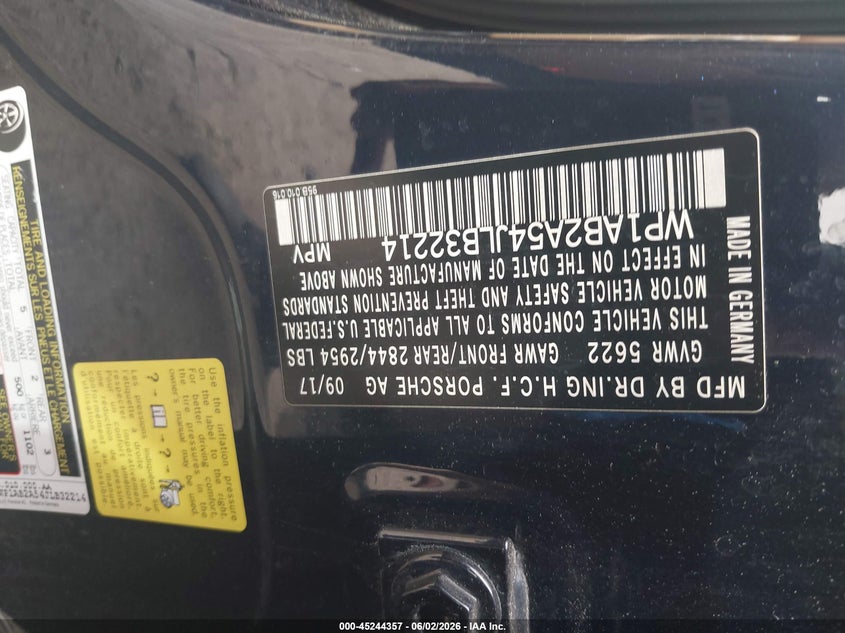 2018 Porsche Macan VIN WP1AB2A54JLB32214 IAAI salvage auction — FRONT END, Salvage (Massachusetts), sold $8,100 on 2026-07-24 (photo 9)