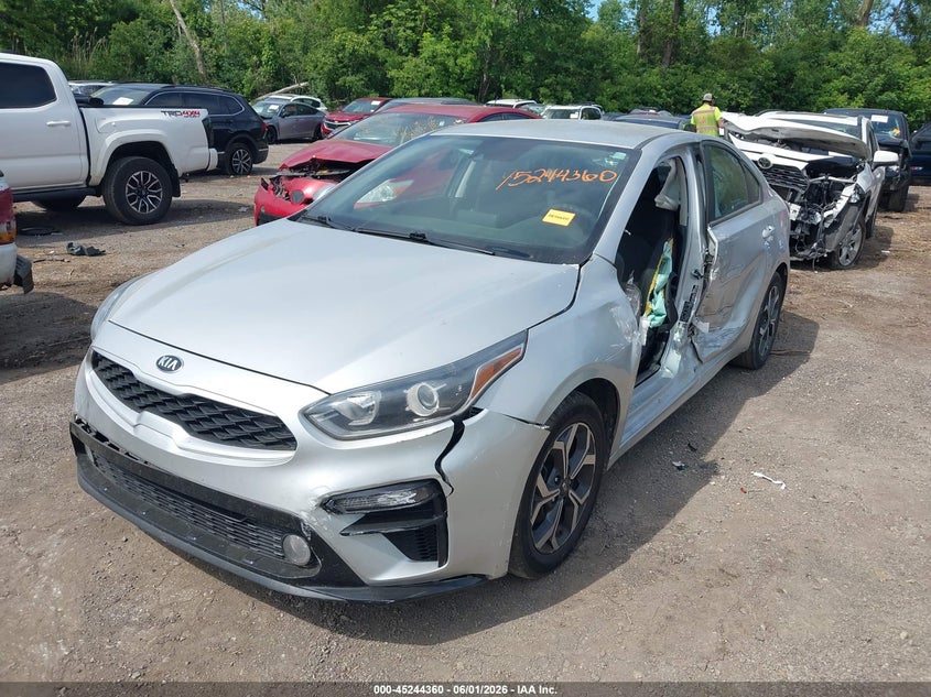 2019 Kia Forte VIN 3KPF24AD7KE006286 IAAI salvage auction — SIDE, Salvage (Ohio), sold $1,700 on 2026-07-17 (photo 2)