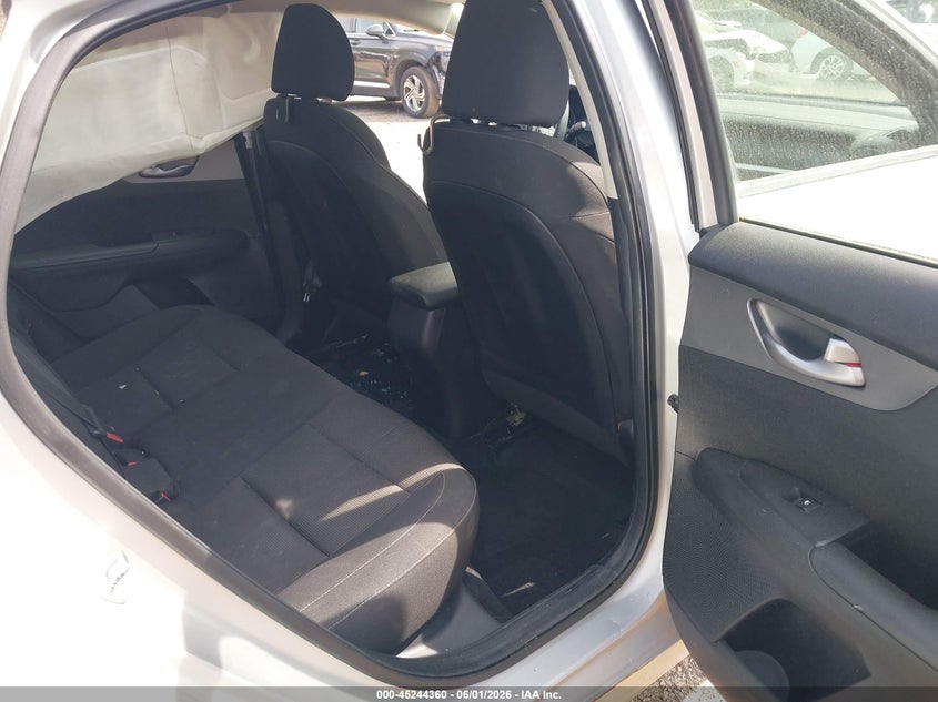 2019 Kia Forte VIN 3KPF24AD7KE006286 IAAI salvage auction — SIDE, Salvage (Ohio), sold $1,700 on 2026-07-17 (photo 8)