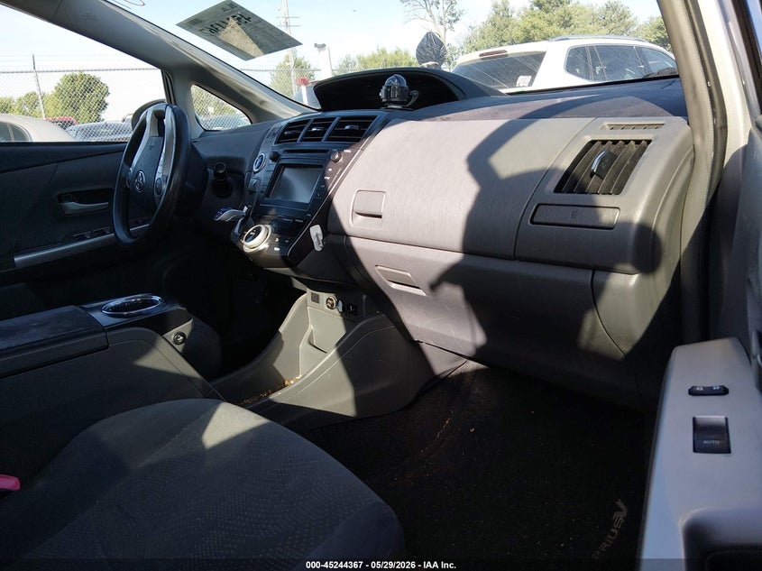 2012 Toyota Prius v VIN JTDZN3EU5C3064771 IAAI salvage auction — NORMAL WEAR, Salvage Title, sold $1,900 on 2026-07-20 (photo 5)