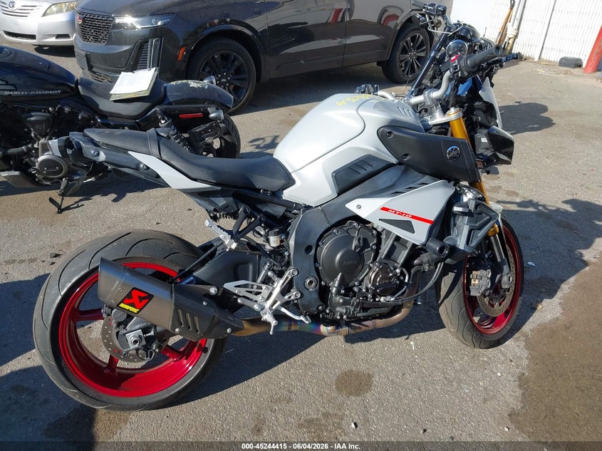 2019 Yamaha Mt VIN JYARN48EXKA002766 IAAI salvage auction — UNKNOWN, Salvage Title, sold $4,500 on 2026-07-15 (photo 8)