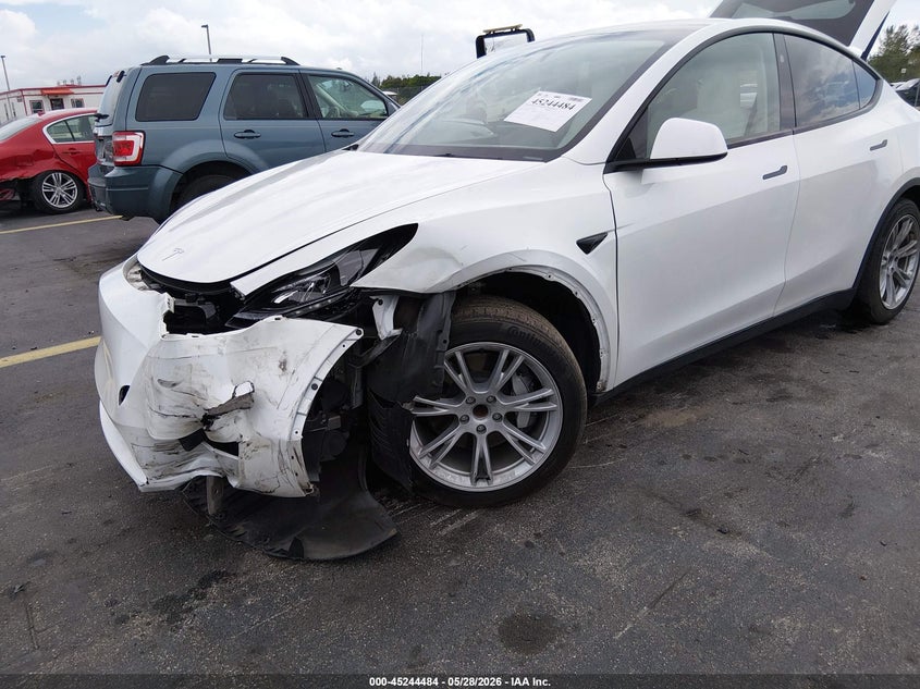 2023 Tesla Model y VIN 7SAYGDEDXPF922789 IAAI salvage auction — LEFT FRONT, Salvage Title, sold $10,100 on 2026-07-23 (photo 6)