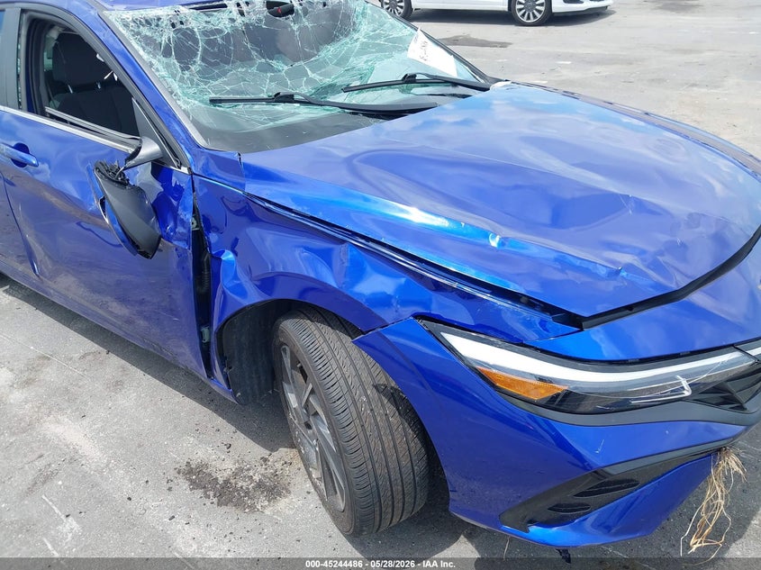 2024 Hyundai Elantra VIN KMHLS4DG0RU734550 IAAI salvage auction — ROLLOVER, Salvage Title, sold $2,350 on 2026-07-13 (photo 6)