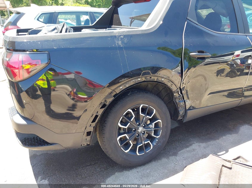 2024 Hyundai Santa cruz VIN 5NTJBDDE8RH118990 IAAI salvage auction — RIGHT SIDE, Salvage - Greater Than 75% (Maryland), sold $6,700 on 2026-07-30 (photo 6)