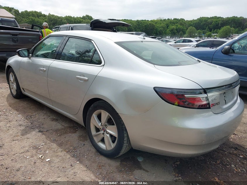 2011 Saab 9-5 VIN YS3GN4AR7B4000344 IAAI salvage auction — EXTERIOR BURN, Clear (Wisconsin), sold $750 on 2026-07-22 (photo 3)
