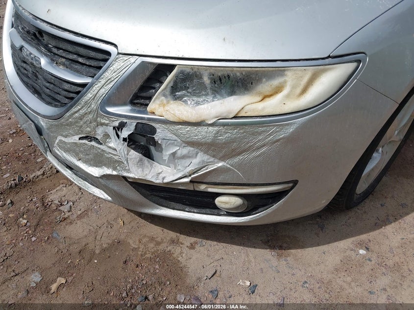 2011 Saab 9-5 VIN YS3GN4AR7B4000344 IAAI salvage auction — EXTERIOR BURN, Clear (Wisconsin), sold $750 on 2026-07-22 (photo 6)