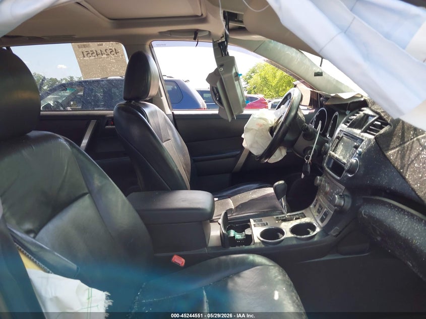 2013 Toyota Highlander VIN 5TDBK3EH1DS243208 IAAI salvage auction — FRONT & REAR, Salvage (New Jersey), sold $975 on 2026-07-06 (photo 5)