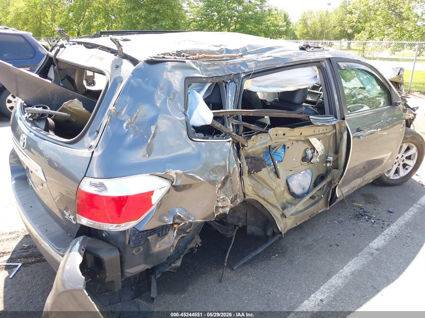 2013 Toyota Highlander VIN 5TDBK3EH1DS243208 IAAI salvage auction — FRONT & REAR, Salvage (New Jersey), sold $975 on 2026-07-06 (photo 6)