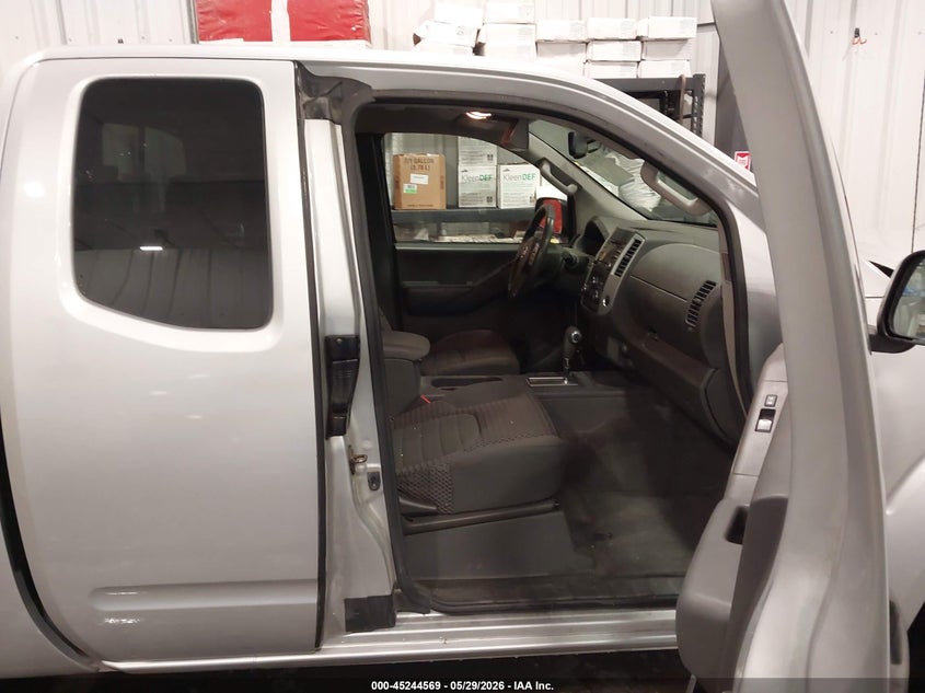 2014 Nissan Navara (frontier) VIN 1N6AD0CU6EN759718 IAAI salvage auction — FRONT END, Salvage (Nebraska), sold $2,500 on 2026-07-09 (photo 5)