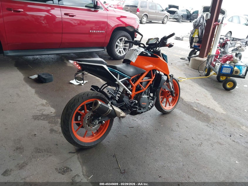 2019 Ktm 390 adventure VIN MD2JPJ403KC202603 IAAI salvage auction — VANDALISM, Salvage Title, sold $950 on 2026-07-15 (photo 4)