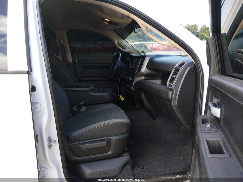 2019 Ram 2500 VIN 3C6UR5CL7KG514735 IAAI salvage auction — LEFT FRONT, Salvage Title, sold $11,200 on 2026-07-27 (photo 5)