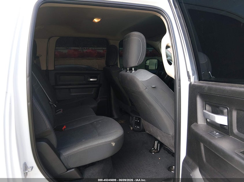 2019 Ram 2500 VIN 3C6UR5CL7KG514735 IAAI salvage auction — LEFT FRONT, Salvage Title, sold $11,200 on 2026-07-27 (photo 8)