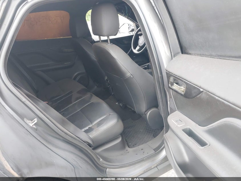 2018 Jaguar F-pace VIN SADCJ2FNXJA257790 IAAI salvage auction — EXTERIOR BURN, Bill Of Sale (Indiana), sold $1,950 on 2026-07-15 (photo 8)