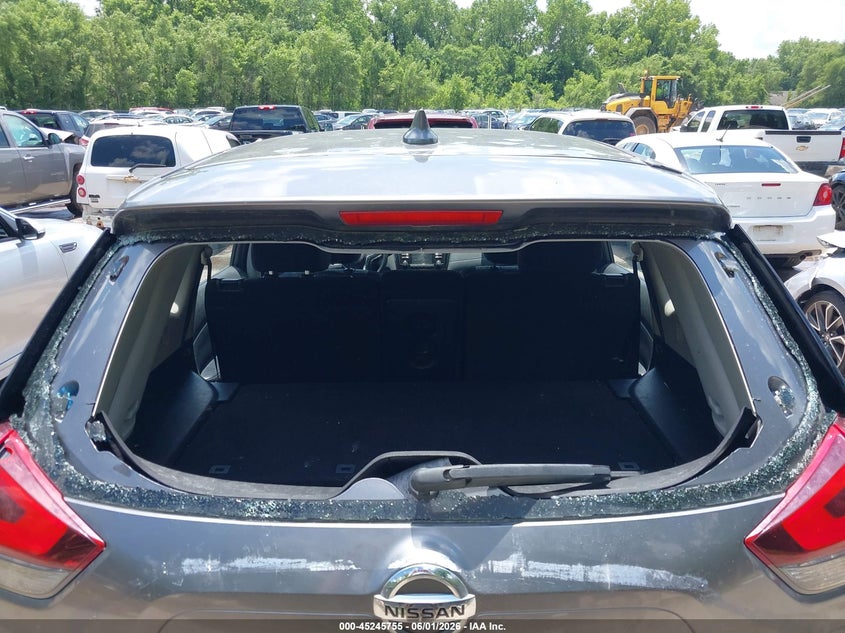 2017 Nissan Rogue VIN JN8AT2MV5HW262803 IAAI salvage auction — HAIL, Salvage Title, sold $1,000 on 2026-07-29 (photo 6)