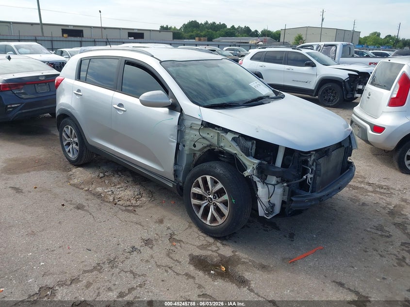 2016 Kia Sportage VIN KNDPB3AC5G7830543 IAAI salvage auction — FRONT END, Original (Texas), sold $2,325 on 2026-07-08 (photo 1)
