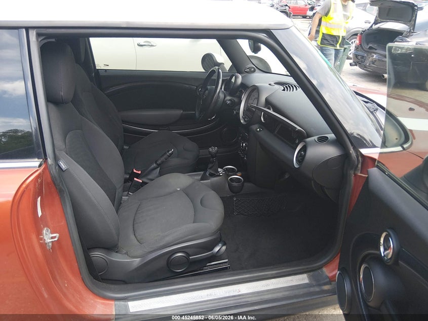 2011 Mini Cooper VIN WMWSV3C55BTY21631 IAAI salvage auction — HAIL, Salvage (Kansas), sold $1,500 on 2026-07-08 (photo 5)
