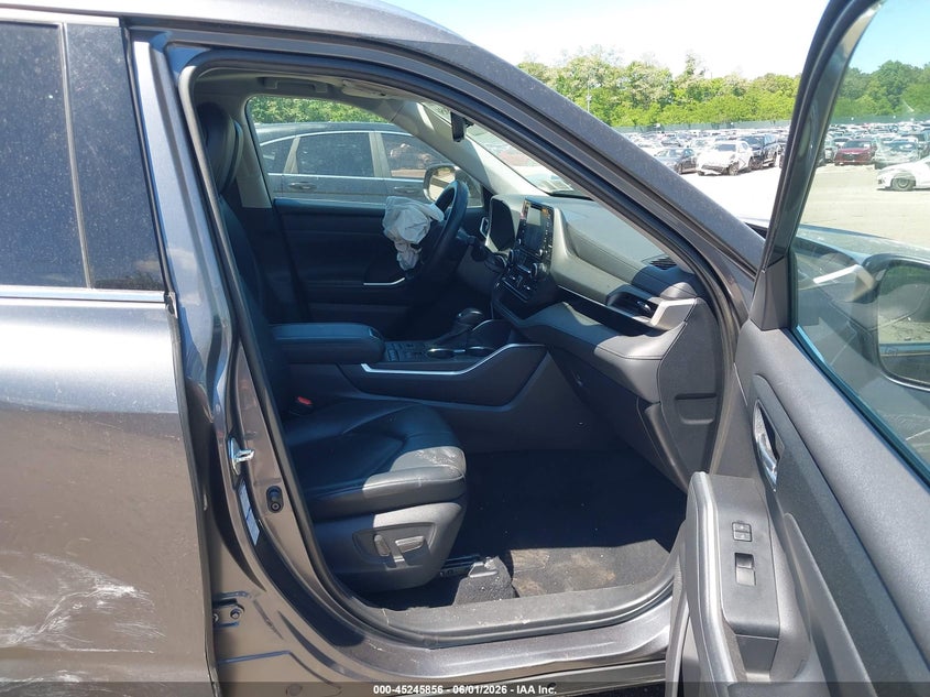 2021 Toyota Highlander VIN 5TDGZRBH6MS557767 IAAI salvage auction — FRONT END, Salvage Title, sold $10,100 on 2026-07-14 (photo 5)