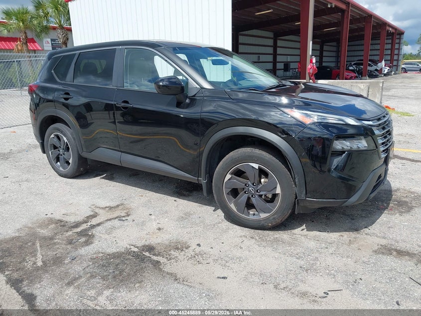 2024 Nissan Rogue VIN JN8BT3BB0RW428004 IAAI salvage auction — LEFT SIDE, Salvage Title, sold $9,250 on 2026-07-13 (photo 1)