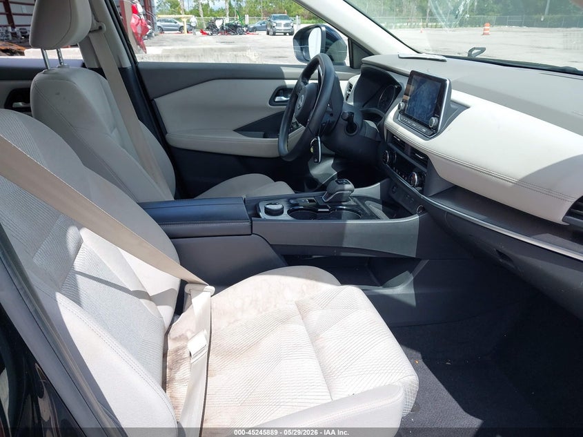 2024 Nissan Rogue VIN JN8BT3BB0RW428004 IAAI salvage auction — LEFT SIDE, Salvage Title, sold $9,250 on 2026-07-13 (photo 5)