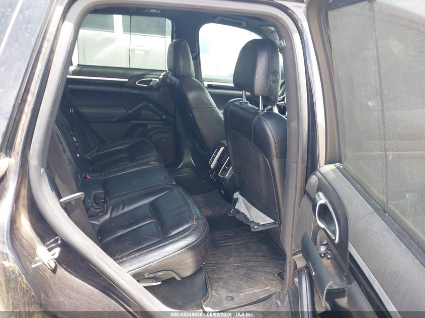 2016 Porsche Cayenne VIN WP1AE2A27GLA64142 IAAI salvage auction — LEFT FRONT, Original (Texas), sold $4,200 on 2026-08-18 (photo 8)