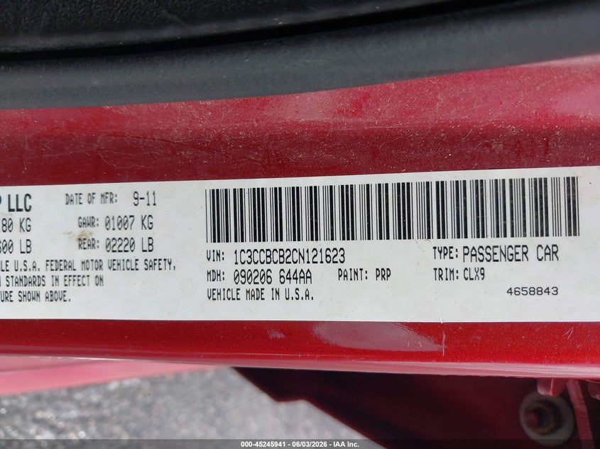 2012 Chrysler 200 VIN 1C3CCBCB2CN121623 IAAI salvage auction — RIGHT SIDE, Salvage Title, sold $950 on 2026-07-09 (photo 9)