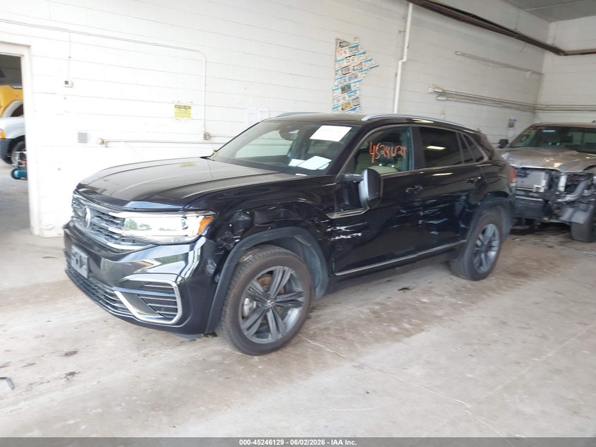 2022 Volkswagen Atlas cross sport VIN 1V2SE2CA6NC215977 IAAI salvage auction — LEFT FRONT, Salvage (Minnesota), sold $10,250 on 2026-07-15 (photo 2)