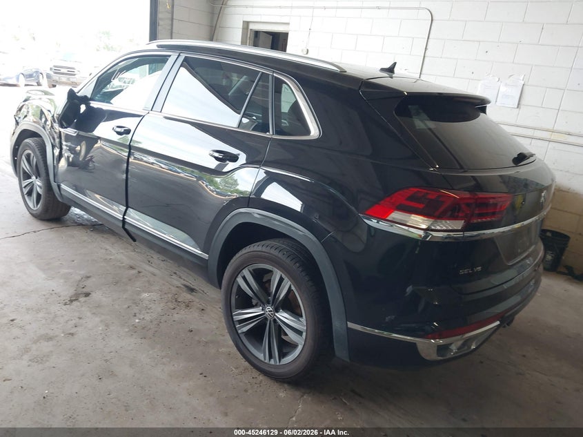 2022 Volkswagen Atlas cross sport VIN 1V2SE2CA6NC215977 IAAI salvage auction — LEFT FRONT, Salvage (Minnesota), sold $10,250 on 2026-07-15 (photo 3)