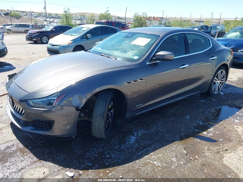 2019 Maserati Ghibli VIN ZAM57YTL2K1322069 IAAI salvage auction — RIGHT FRONT, Salvage Title, sold $7,000 on 2026-08-10 (photo 2)