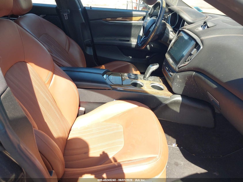 2019 Maserati Ghibli VIN ZAM57YTL2K1322069 IAAI salvage auction — RIGHT FRONT, Salvage Title, sold $7,000 on 2026-08-10 (photo 5)