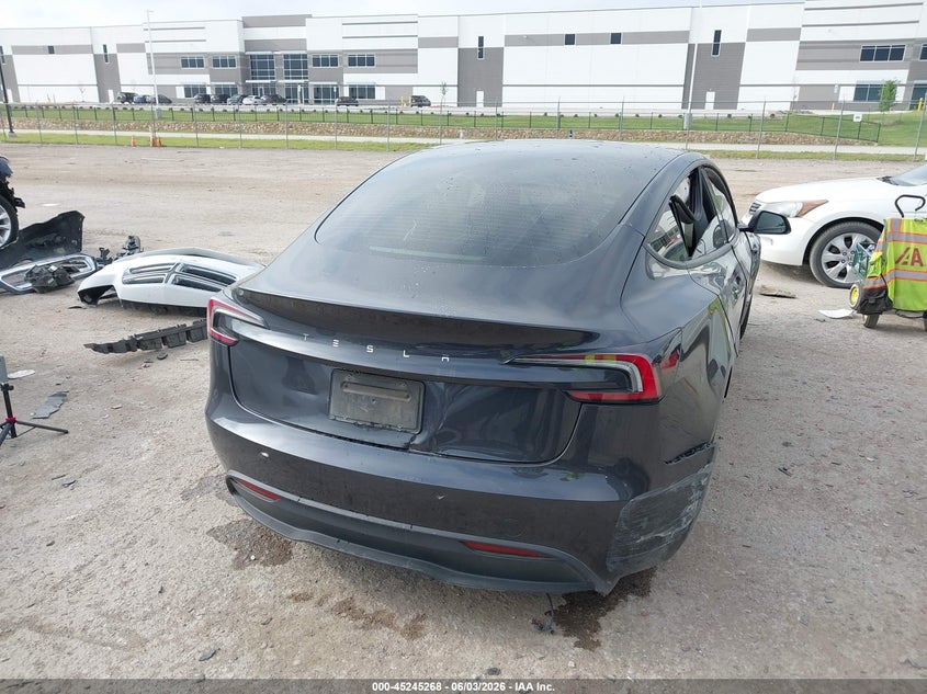 2025 Tesla Model 3 VIN 5YJ3E1EA2SF911828 IAAI salvage auction — FRONT END, Salvage Title, sold $6,300 on 2026-07-16 (photo 4)