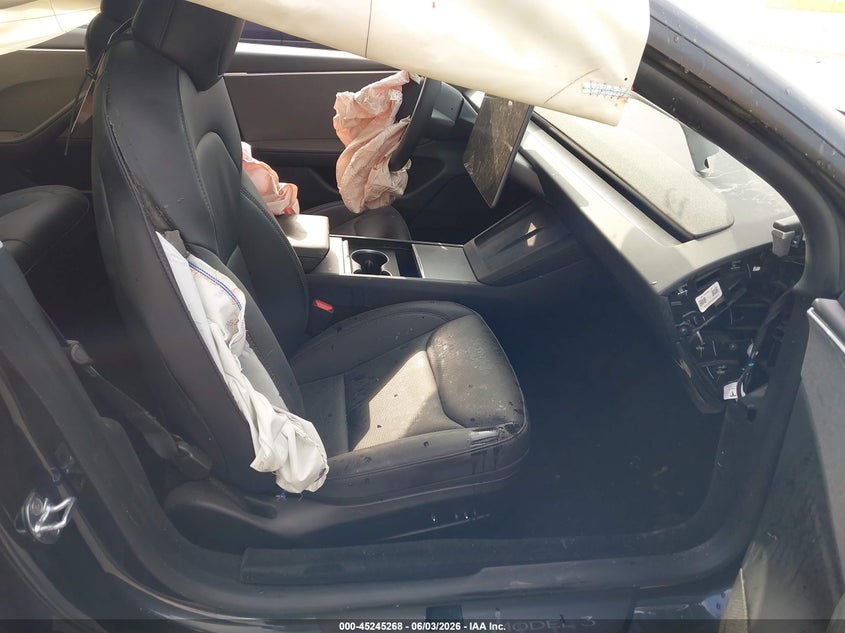 2025 Tesla Model 3 VIN 5YJ3E1EA2SF911828 IAAI salvage auction — FRONT END, Salvage Title, sold $6,300 on 2026-07-16 (photo 5)