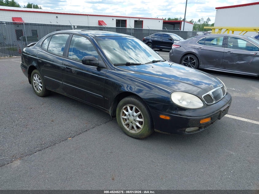 2000 Daewoo Leganza VIN KLAVA6926YB227520 IAAI salvage auction — NORMAL WEAR, Clear (New York), sold $425 on 2026-07-16 (photo 1)