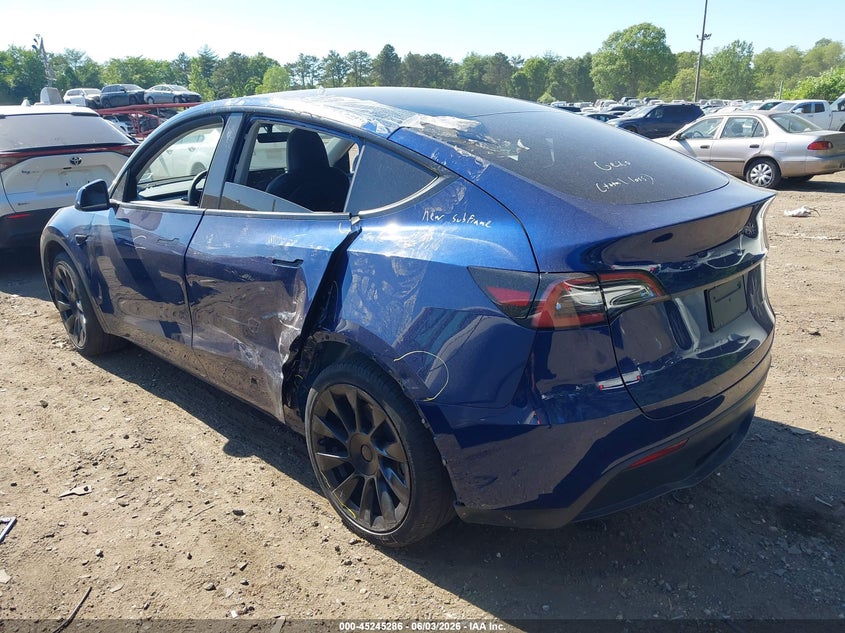 2023 Tesla Model y VIN 7SAYGAEEXPF769063 IAAI salvage auction — LEFT SIDE, Salvage Title, sold $3,350 on 2026-07-23 (photo 3)