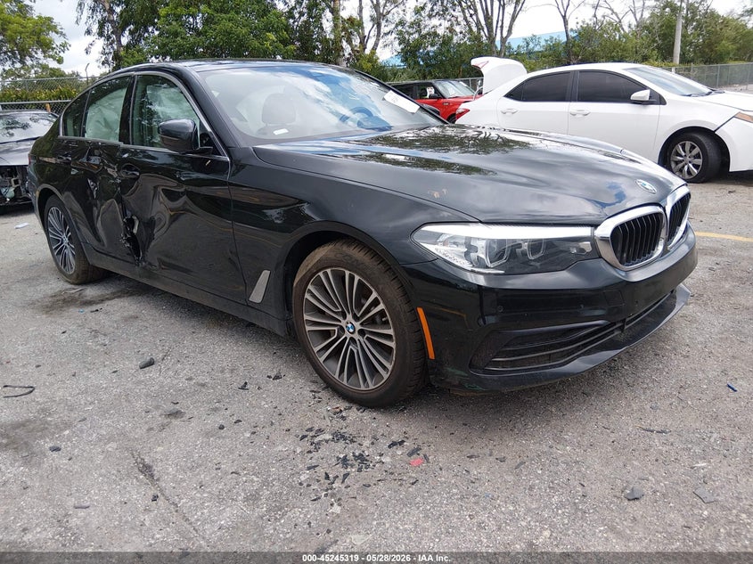 2019 BMW 5er VIN WBAJA5C57KWW13753 IAAI salvage auction — RIGHT SIDE, Salvage Title, sold $6,100 on 2026-07-20 (photo 1)