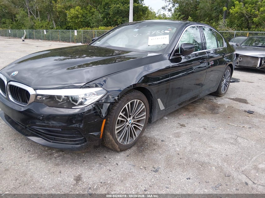 2019 BMW 5er VIN WBAJA5C57KWW13753 IAAI salvage auction — RIGHT SIDE, Salvage Title, sold $6,100 on 2026-07-20 (photo 2)