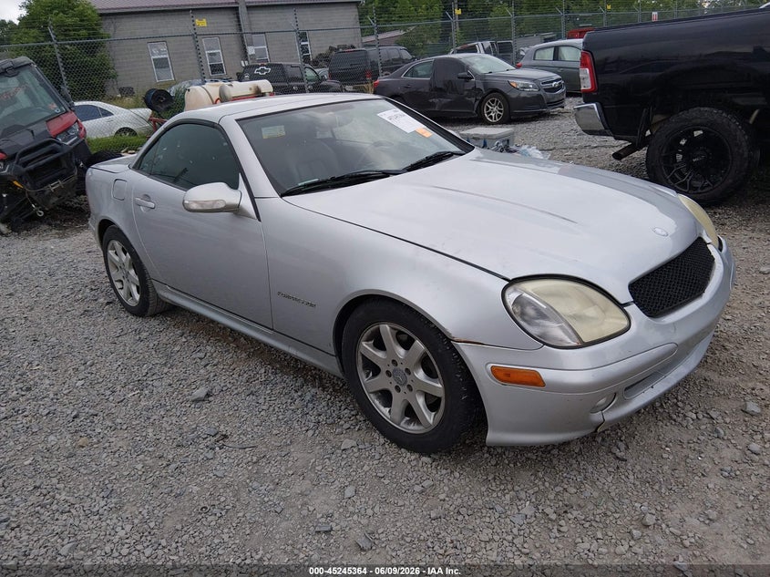 2003 Mercedes-benz Slk-klasse VIN WDBKK49F93F274542 IAAI salvage auction — LEFT SIDE, Salvage (West Virginia), sold $150 on 2026-07-22 (photo 1)