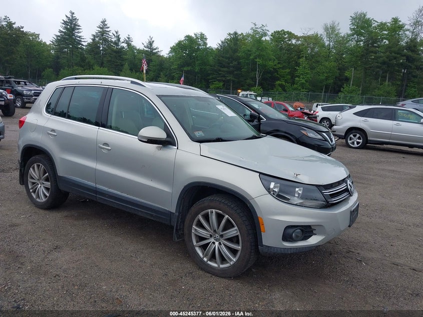 2013 Volkswagen Tiguan VIN WVGBV7AX7DW540104 IAAI salvage auction — FRONT END, Salvage Title, sold $825 on 2026-07-31 (photo 1)