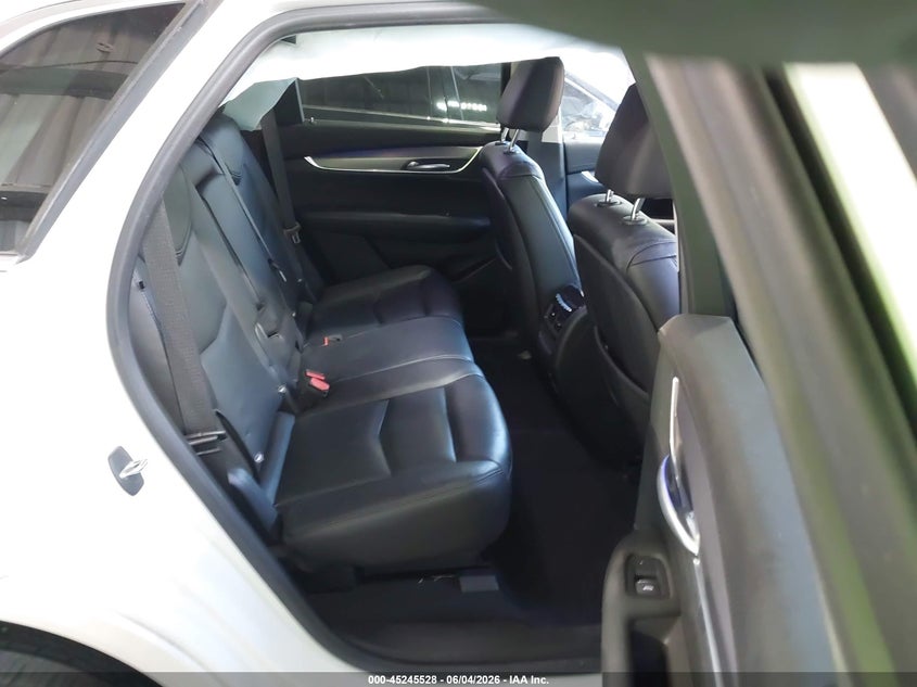 2019 Cadillac Xt5 VIN 1GYKNFRS6KZ121948 IAAI salvage auction — FRONT END, Salvage Title, sold $1,550 on 2026-07-11 (photo 8)