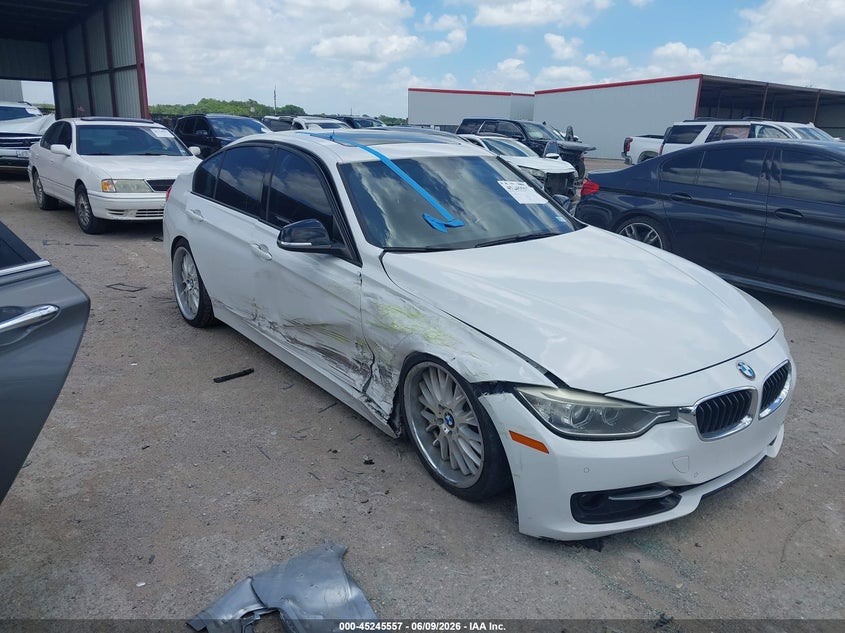 2013 BMW 3er VIN WBA3C1G53DNR44506 IAAI salvage auction — RIGHT SIDE, Salvage (Texas), sold $2,350 on 2026-07-28 (photo 1)