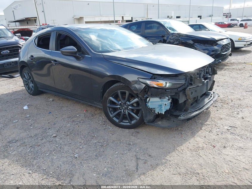 2022 Mazda 3 VIN JM1BPALL6N1504330 IAAI salvage auction — FRONT END, Salvage Title, sold $3,750 on 2026-08-20 (photo 1)